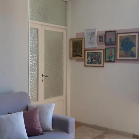 Miramar Apartment *